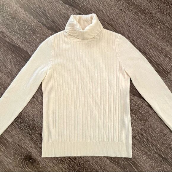 NAADAM Cream Turtleneck Sweater - Picture 2 of 8